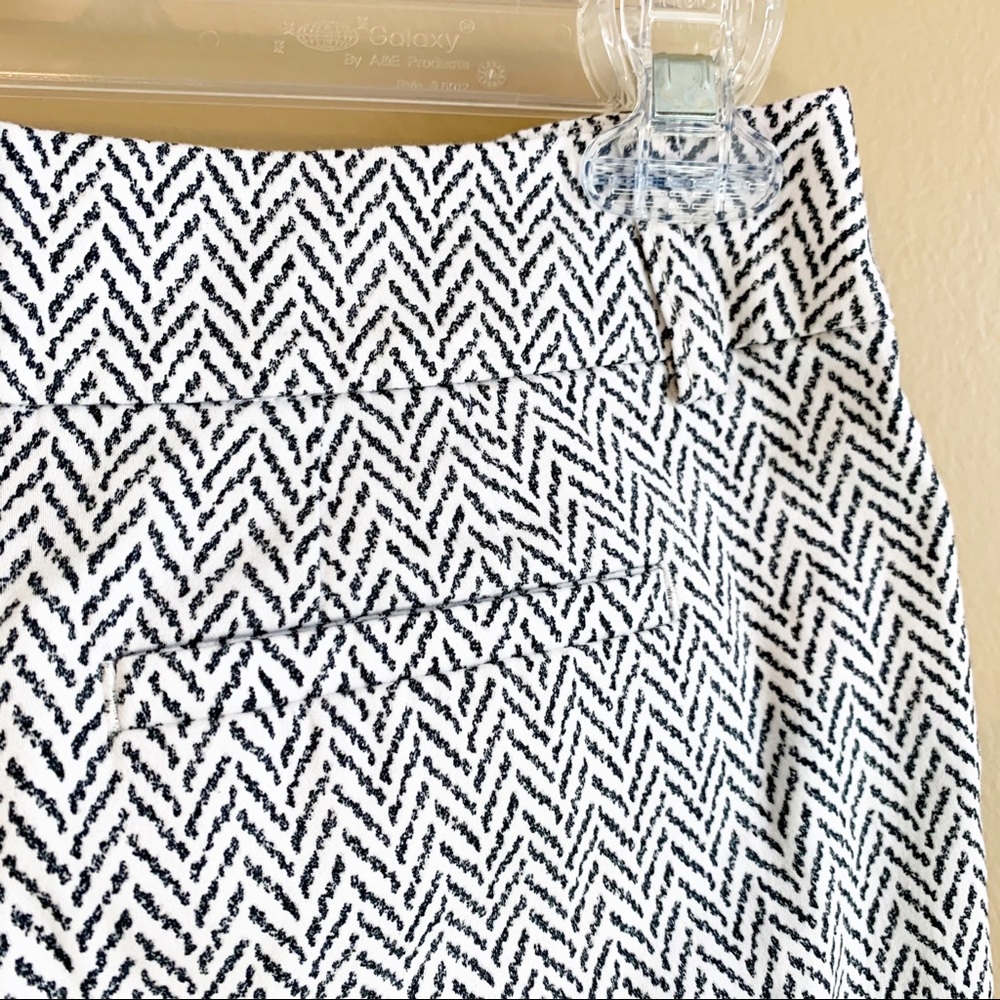 WHBM print shorts dress pockets 5” inseam 00 - Picture 6 of 7